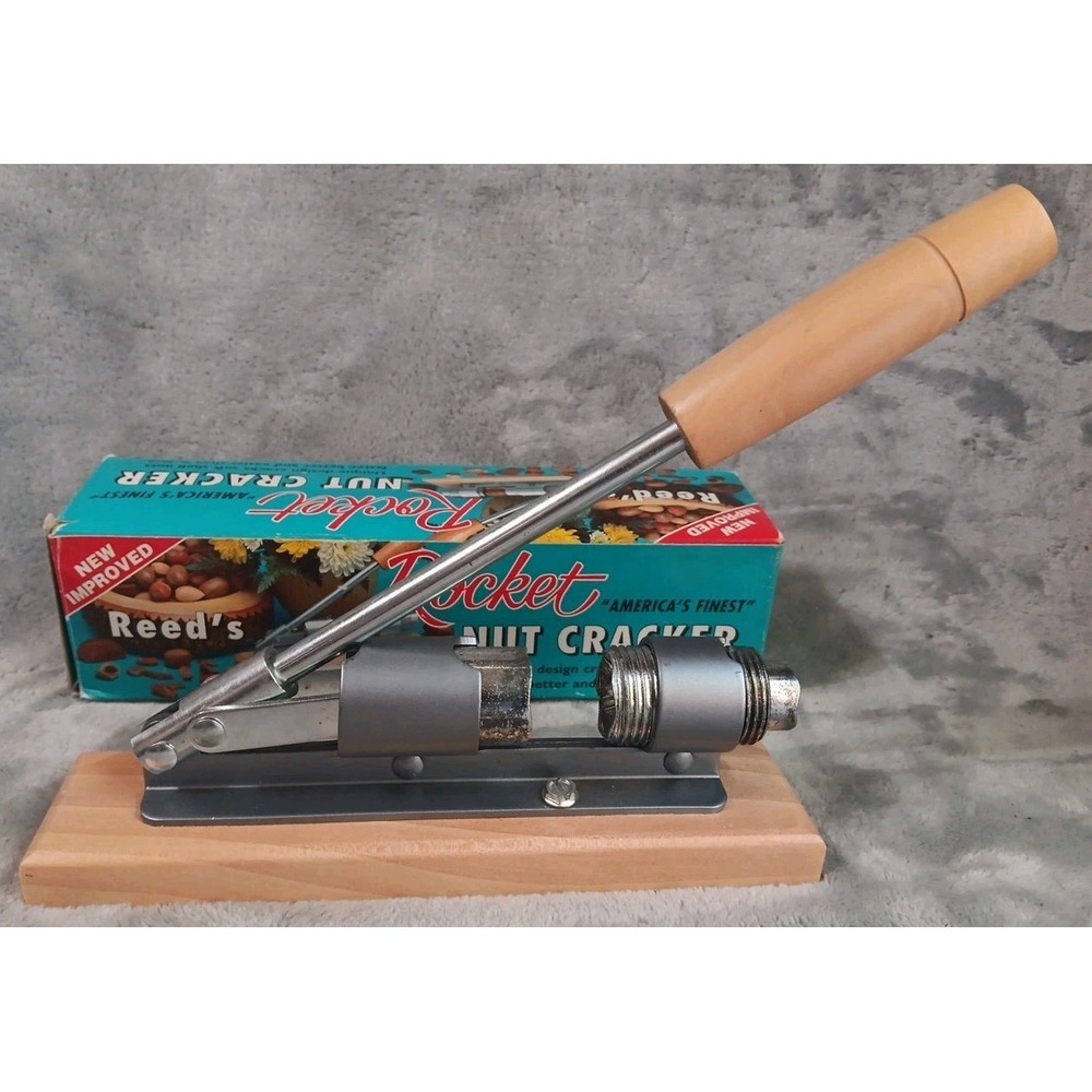 Vtg Reed's‎ Rocket Nut Cracker Model 816 USA Made Pecan Walnut Almond Orig. Box